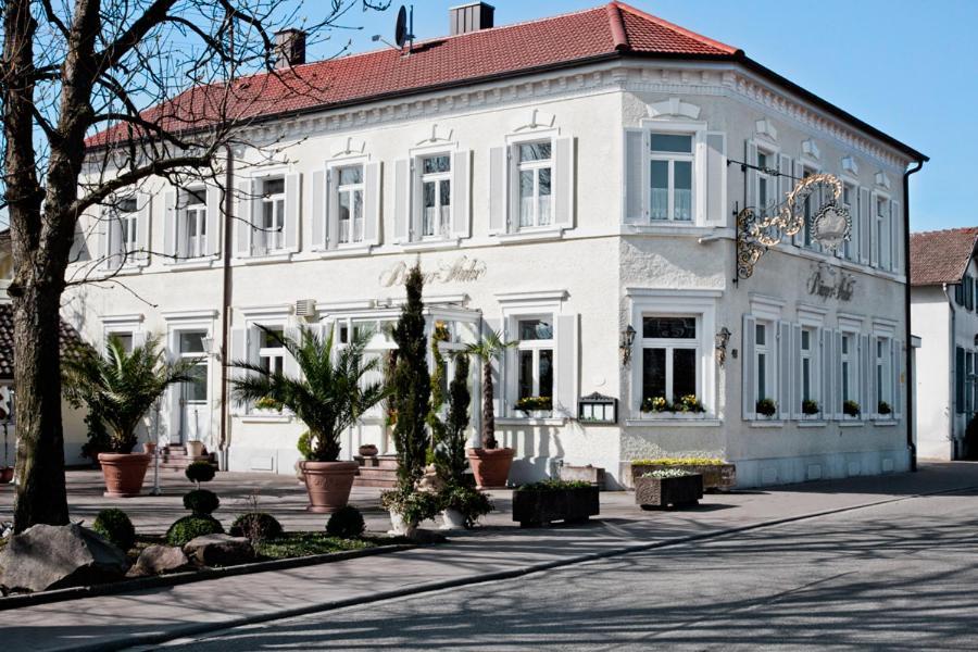 Gasthaus Buerger-Stube ザスバッハ・アム・カイザーシュトゥール エクステリア 写真
